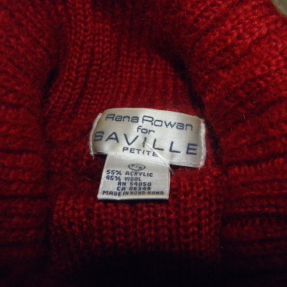 Red   Cable knit Turtleneck - Picture 5 of 5